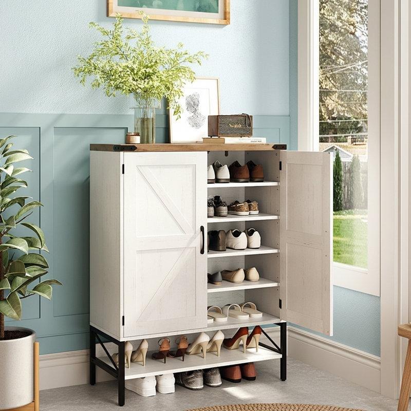 Eskitme Beyaz ve Retro Kahverengi Demir Ayaklı Ahır Kapısı Tasarımlı Ahşap Ayakkabılık - 81 cm - 229415
