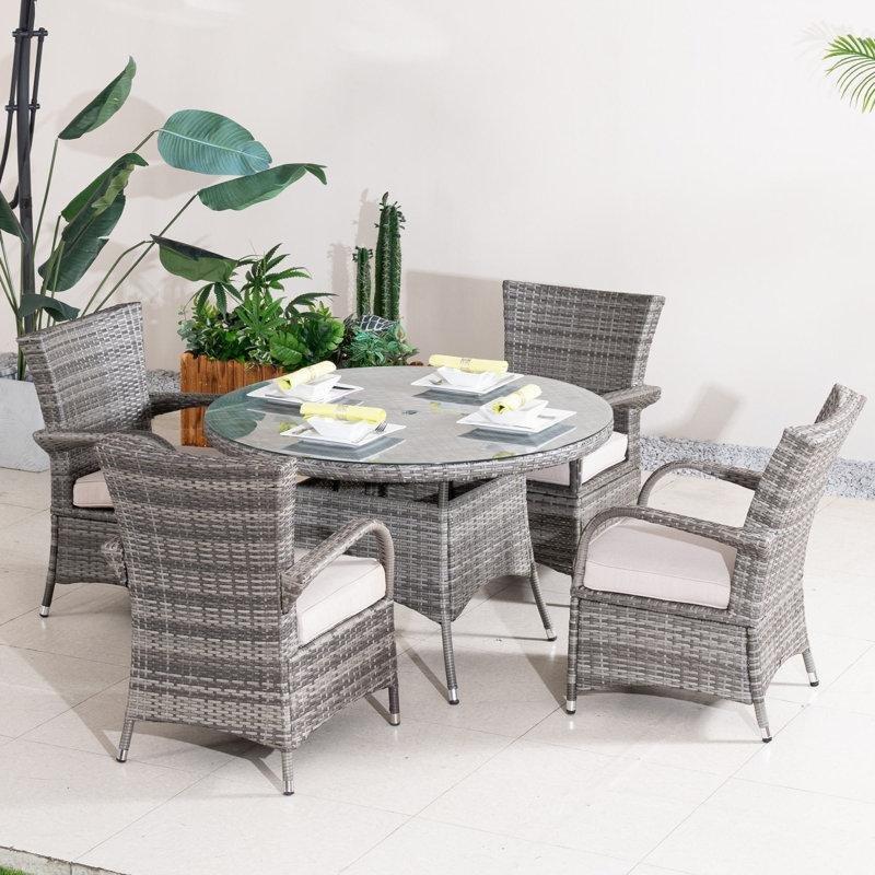 Gri Rattan Şemsiye Delikli Minderli 4 Kişilik Bahçe Masa Takımı - 120 cm - 216085
