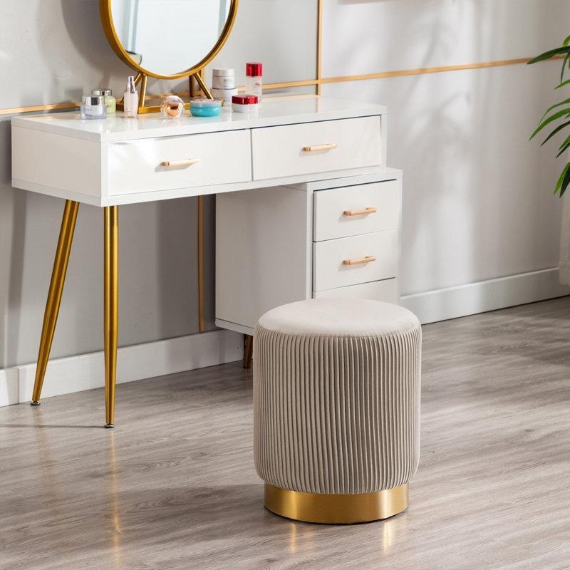 Haki Kadife Pliseli Yuvarlak Gold Metal Ayaklı Makyaj Masası Pufu - 40 cm - 232949
