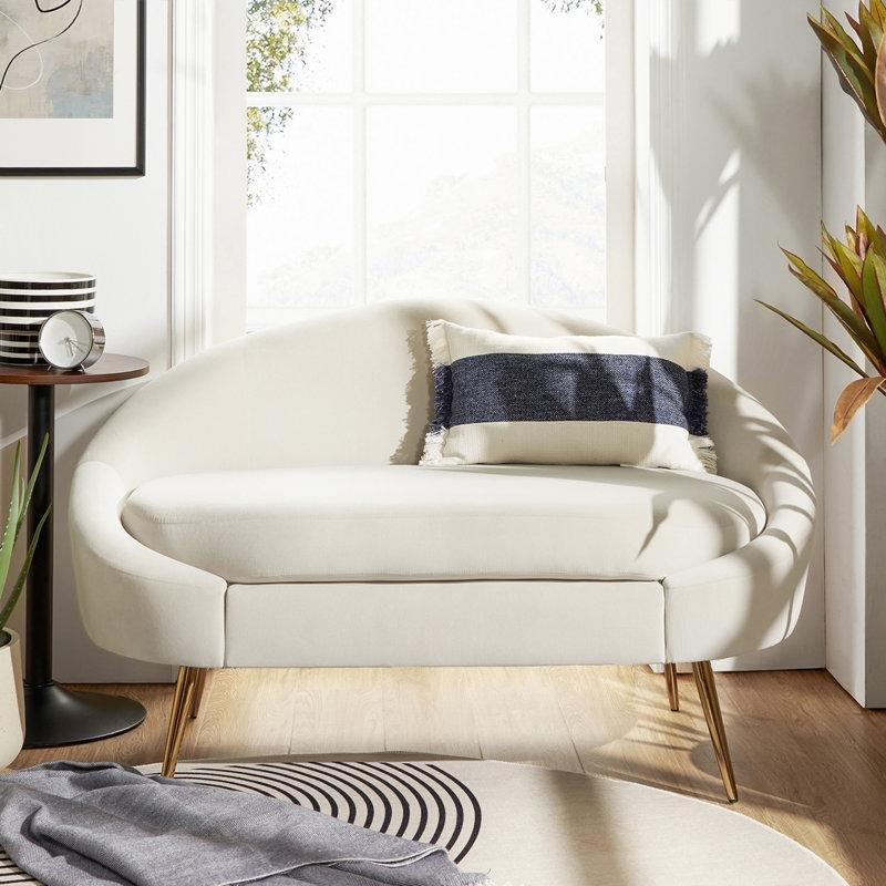 Kadife Ahşap Gold Metal Ayaklı İkili Koltuk - 134 cm - 206250