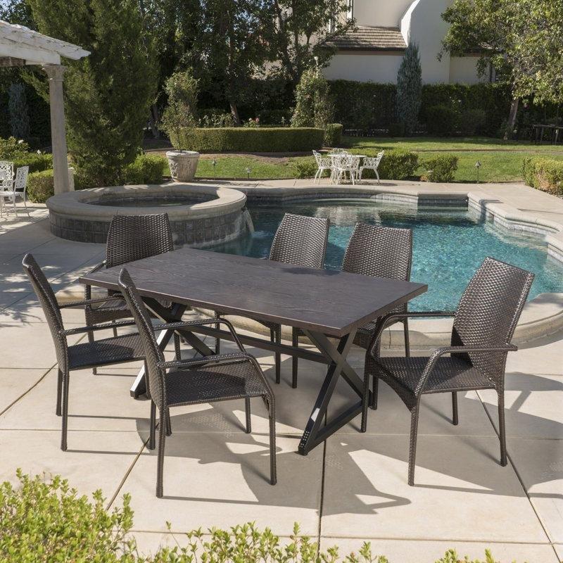 Kahverengi Rattan ve Metal İstiflenebilir Sandalyeli 6 Kişilik Bahçe Masa Takımı - 214411