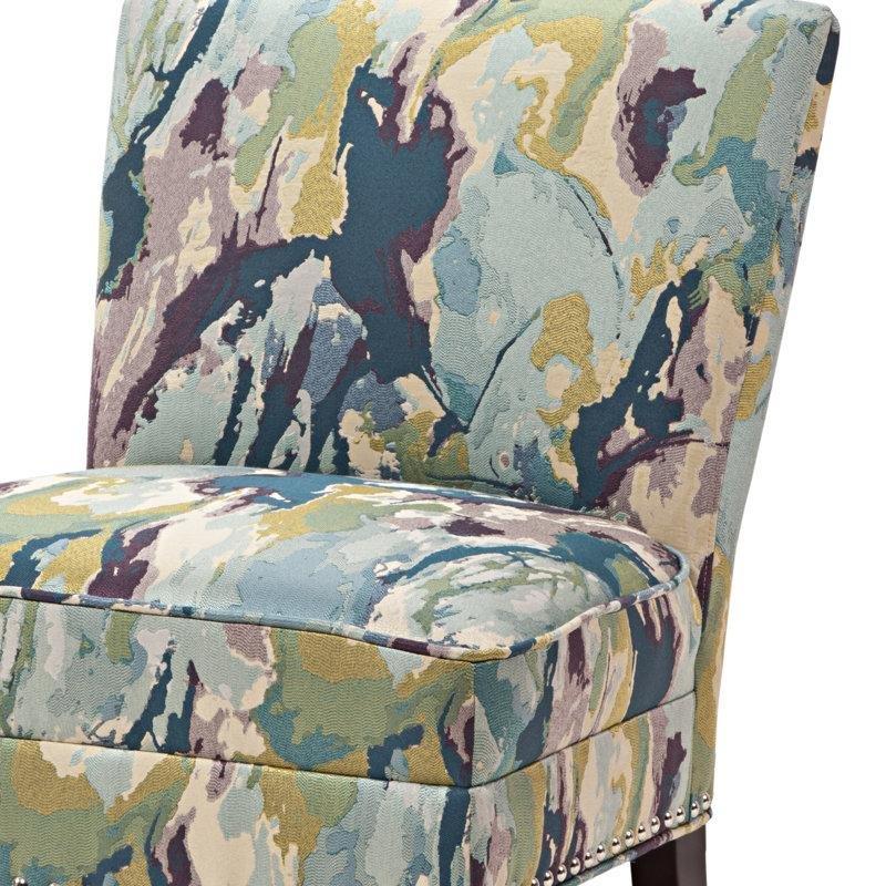 Kırmızı Polyester Kumaş Masif Ahşap Gümüş Zımba Detaylı Kolçaksız Tekli Koltuk - 68 cm - 204908