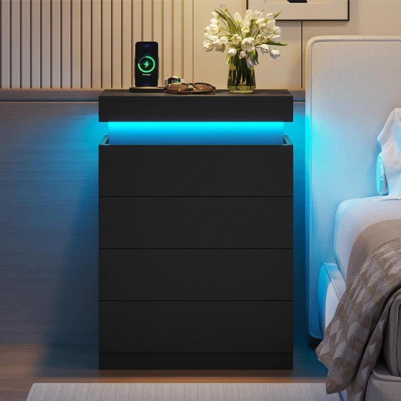LED Işıklı ve Şarj İstasyonlu 4 Çekmeceli MDF Yüksek Komodin - 223668