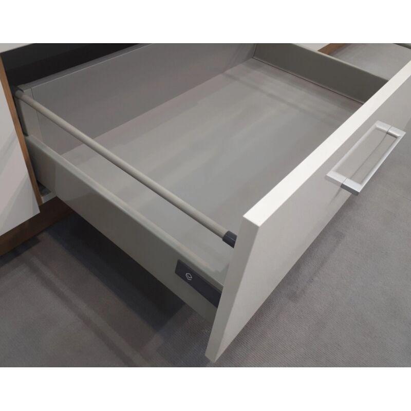 Mat Siyah ve Ceviz Lamine Panel Ankastre Uyumlu Köşe Mutfak Modeli - 330x300 cm - 186224