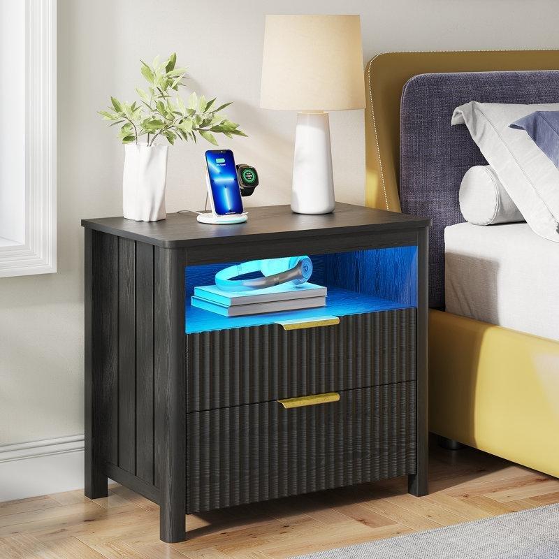 MDF Gizli Bölmeli Şarj İstasyonlu Sensörlü LED Aydınlatmalı Komodin - 60x60x40 cm - 223005