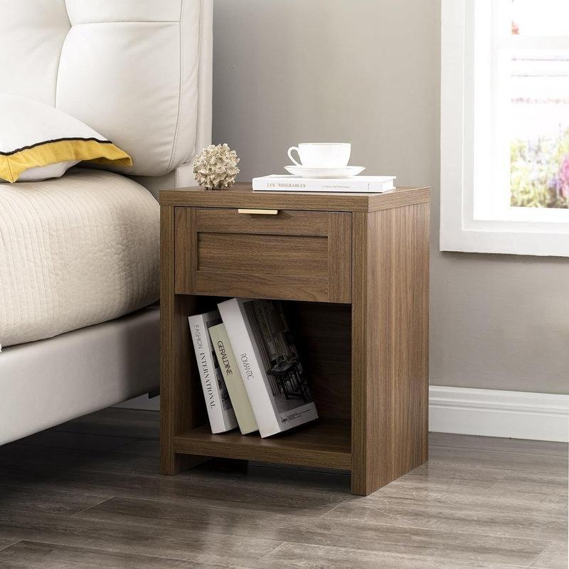 Özel Ceviz Rengi MDF Metal Kulplu Tek Çekmeceli ve Raflı Komodin - 224515