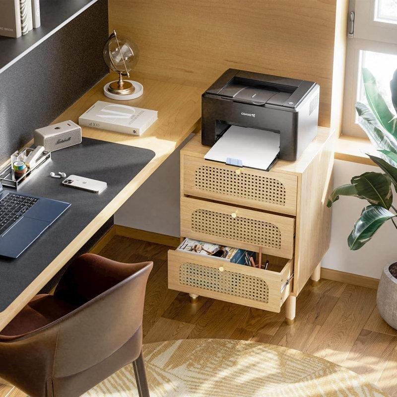 Prizli ve USB Girişli Rattan Üç Çekmeceli Masif Ahşap Ayaklı Komodin - 48 cm - 223804