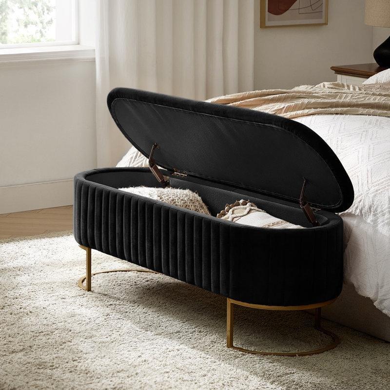 Siyah Kadife Kapitoneli Metal Ayaklı Sandıklı Bench - 129 cm - 164329