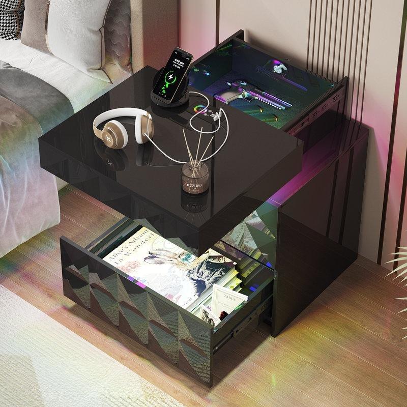 Siyah MDF Akıllı LED Aydınlatmalı ve USB Şarjlı 3 Çekmeceli Komodin - 51 cm - 222798
