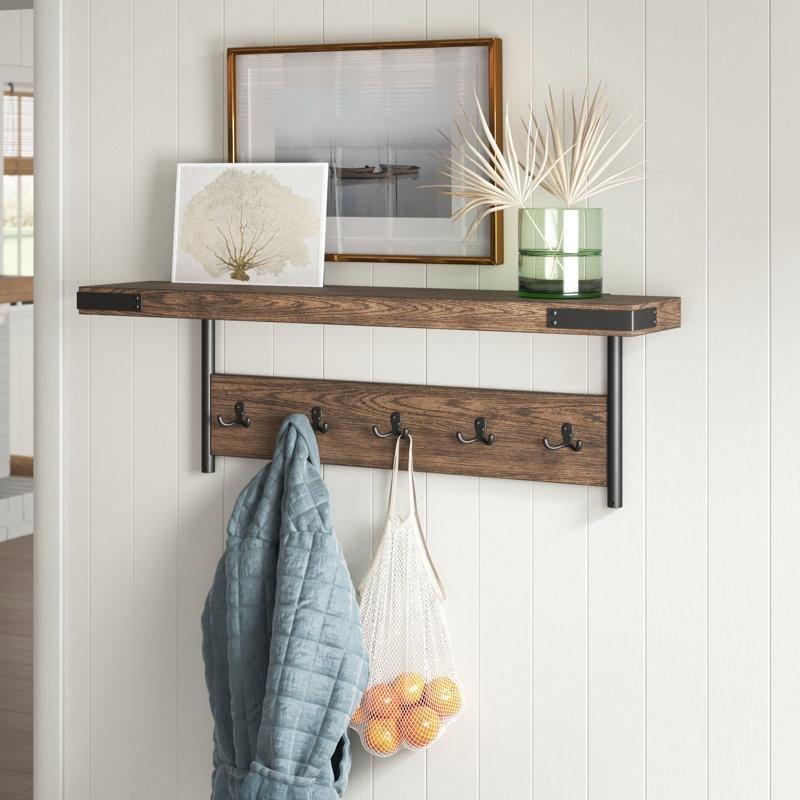 arch-design-studio-modern-cizgili-ahsap-panel-ve-lineer-somineli-tv-unitesi