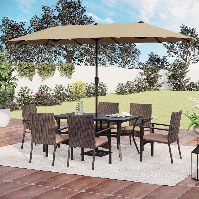 Siyah Metal ve Rattan Şemsiyeli Minderli 6 Kişilik Bahçe Masa Takımı - 213724