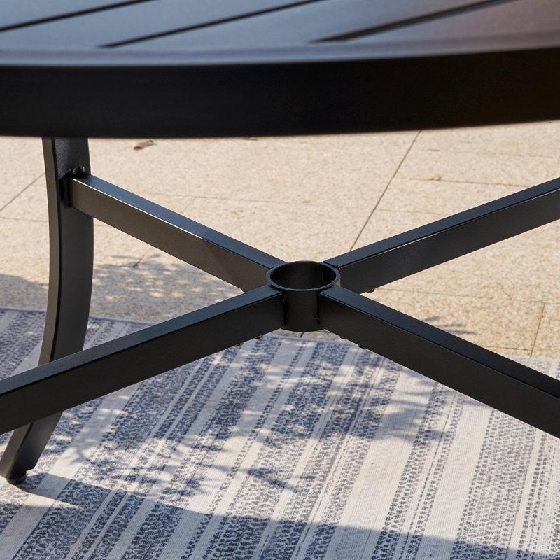 Siyah Metal Yuvarlak Şemsiye Delikli 4 Kişilik Bahçe Masa Takımı - 107 cm - 214960