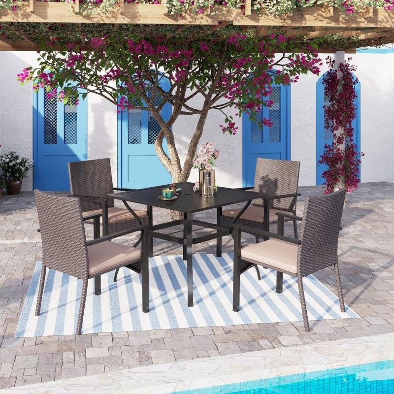 Siyah Rattan ve Metal Minderli 4 Kişilik Bahçe Masa Takımı - 216203