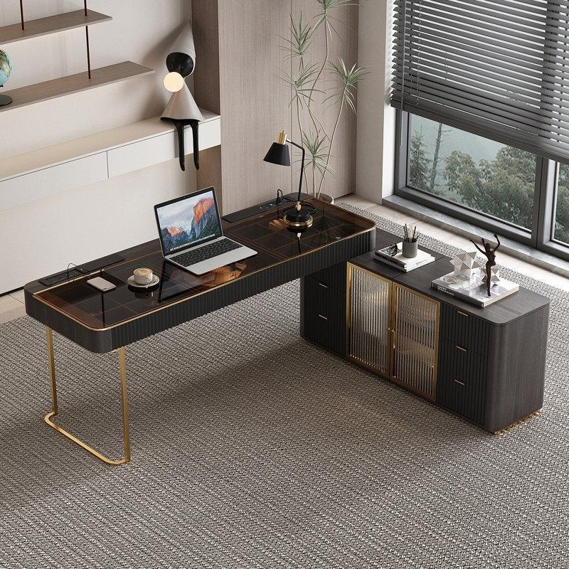 Siyah Temperli Cam Paslanmaz Çelik Ayaklı L Tipi Prizli ve USB Portlu LEDli Ofis Masası - 181 cm - 178430