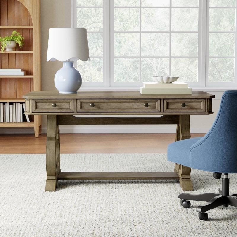 Vizon Kahverengi Masif Ahşap ve MDF 3 Çekmeceli Oymalı Ayaklı Vintage Çalışma Masası - 153x72 cm - 234073