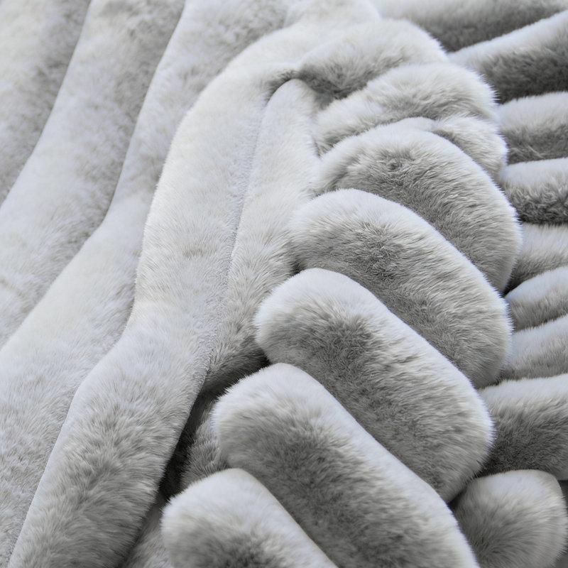 Yuvarlak Peluş Suni Kürk Kapitoneli Puf - 51x39 cm - 165220