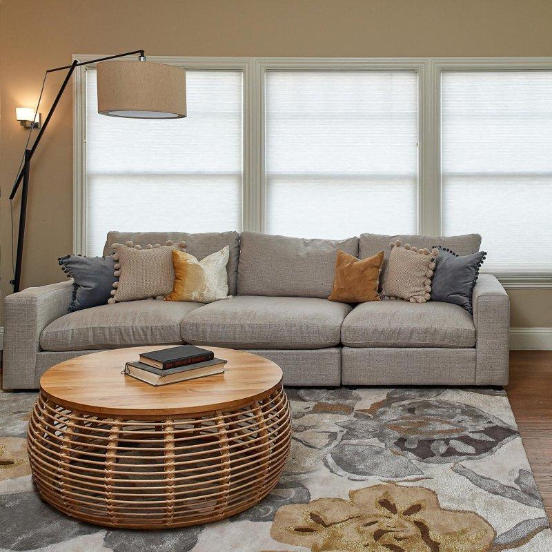Bal Rengi Rattan ve Çam Ağacı Bohem Tasarım Yuvarlak Orta Sehpa - 100x44 cm - 243335