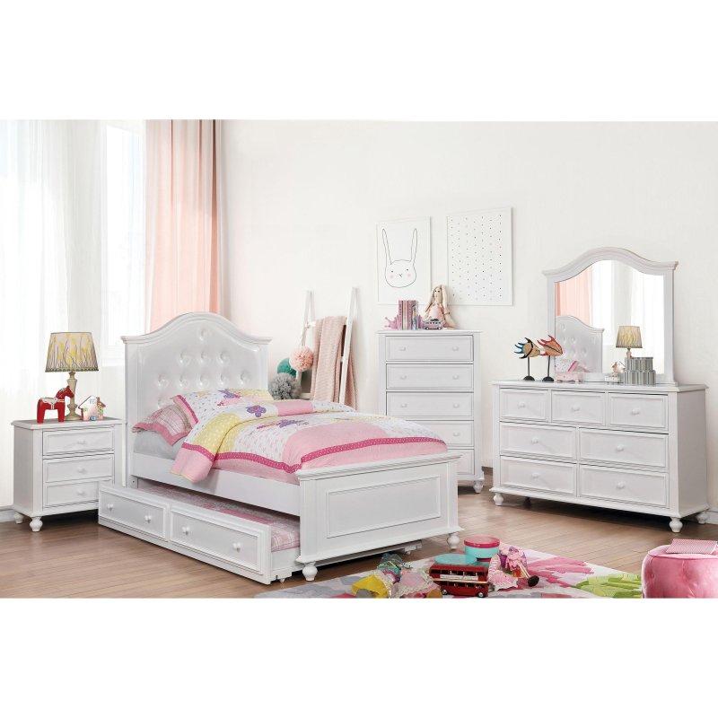 Beyaz Masif Ahşap 7 Çekmeceli Geleneksel Şifonyer - 135 cm - 303383
