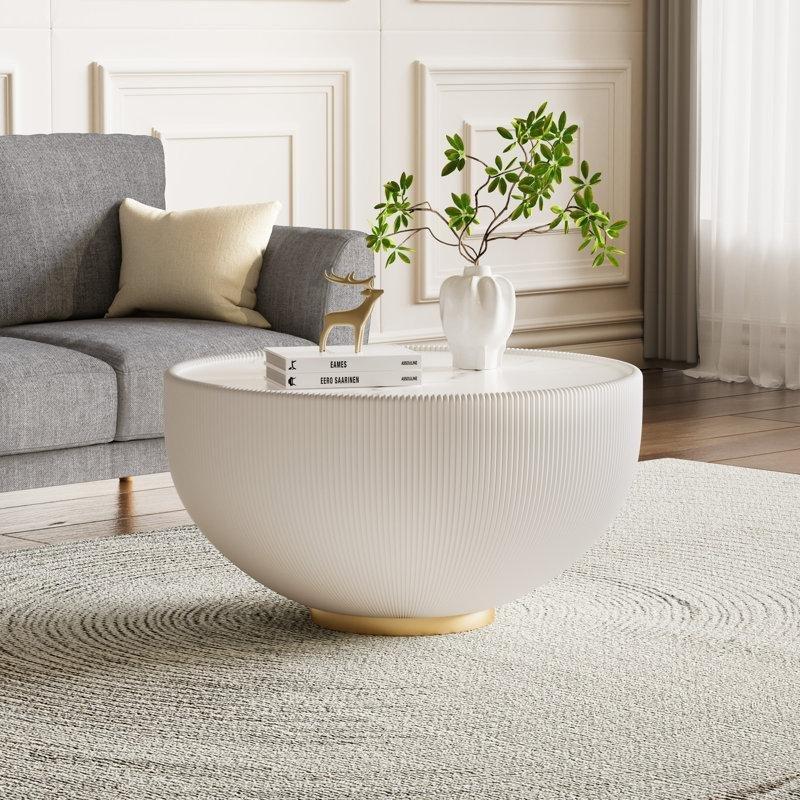 Beyaz Mermer Desenli PU Deri Kaplama Yivli Gold Metal Tabanlı Kase Formlu Yuvarlak Orta Sehpa - 70 cm - 245382