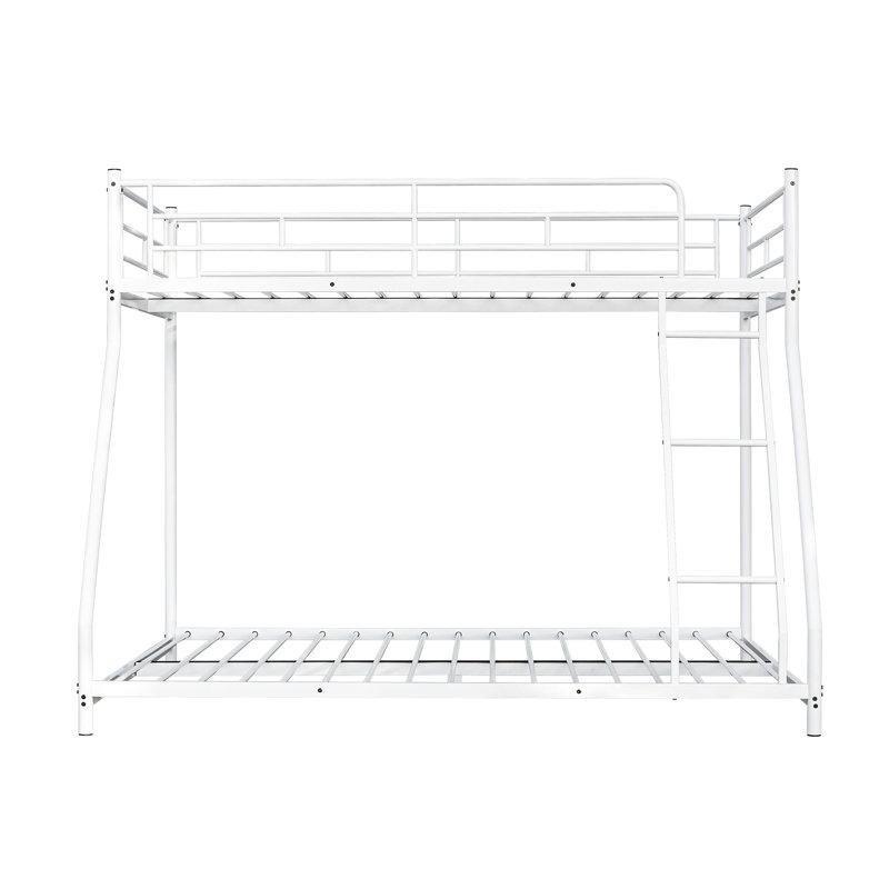 Beyaz Metal Merdivenli Üst Tek Kişilik Alt Çift Kişilik Ranza - 142x196 cm - 247080