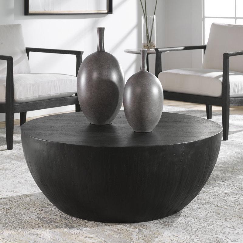 Siyah Masif Mango Ağacı Parlak Yüzeyli Yuvarlak Orta Sehpa - 102 cm - 245524